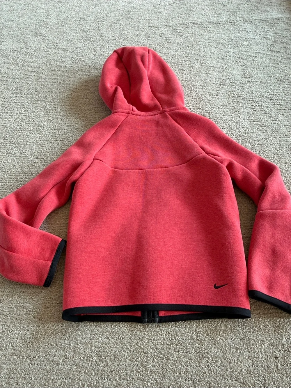 Kids Nike Tech
